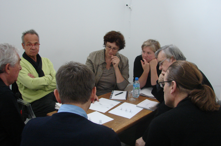 DSC03776_leger En bas de dos : Louis Dandrel. Puis de Gauche à droite : Daniel Buren, Serge Thibault, Régine Charvet Pello, Annie Dorange, Roger Tallon & Patrick Rimoux
